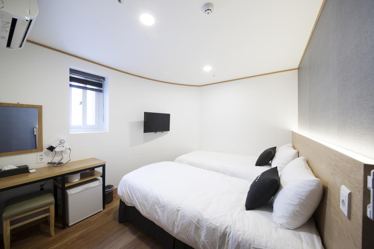 Cioharu Guesthouse Gwanganri Busan Exterior photo